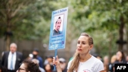 Članovi porodica žrtava napada 11. septembra 2001. okupili su se u Njujorku (Foto: KENA BETANCUR / AFP)