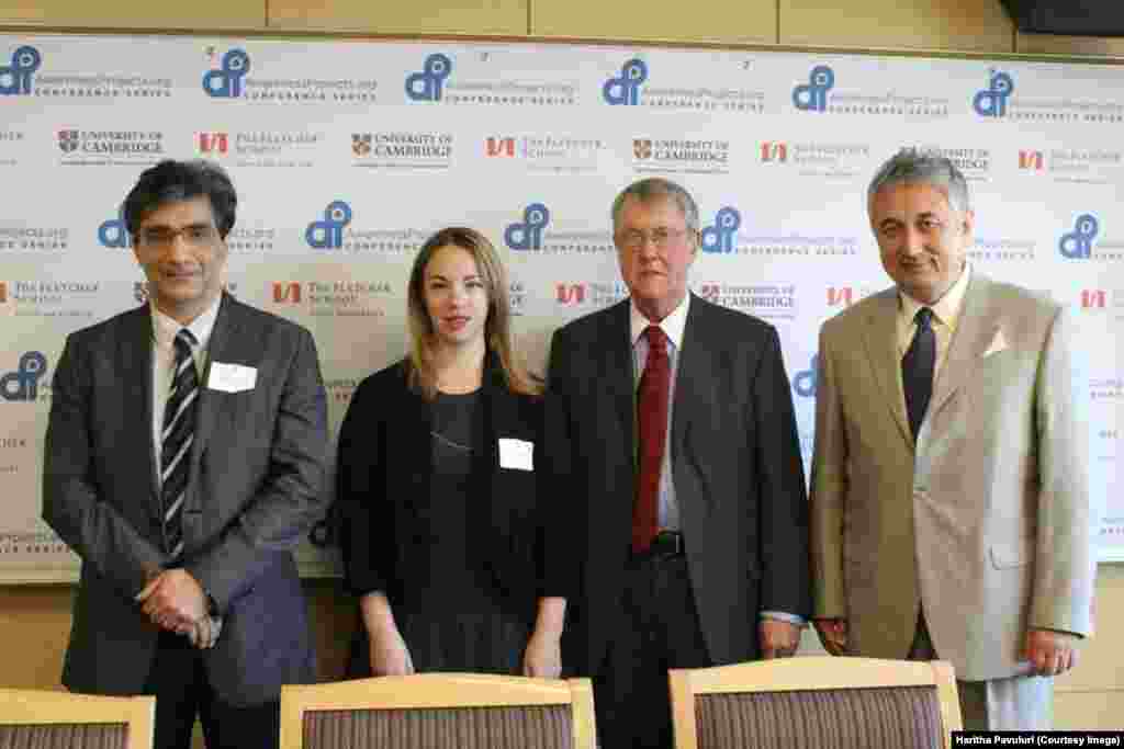 Anjumanda so'zlaganlar