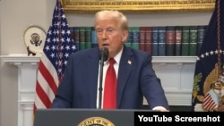 Президент Дональд Трамп отвечает на вопросы журналистов в Белом доме. 21 января 2025г..