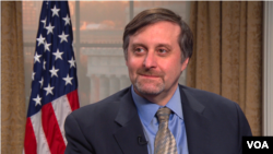 Zamenik pomoćnika državnog sekretara SAD Metju Palmer koji je prvi potpisnik pisma kosovskim zvaničnicima