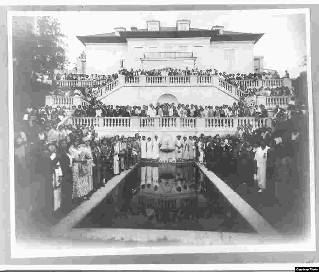 Madam Walker's house , which is both a National Historic Landmark and a National Trust for Historic Preservation National Treasure, Irvington, New York, 1924. (Photo credit: A'Lelia Bundles/Madam Walker Family Archives)